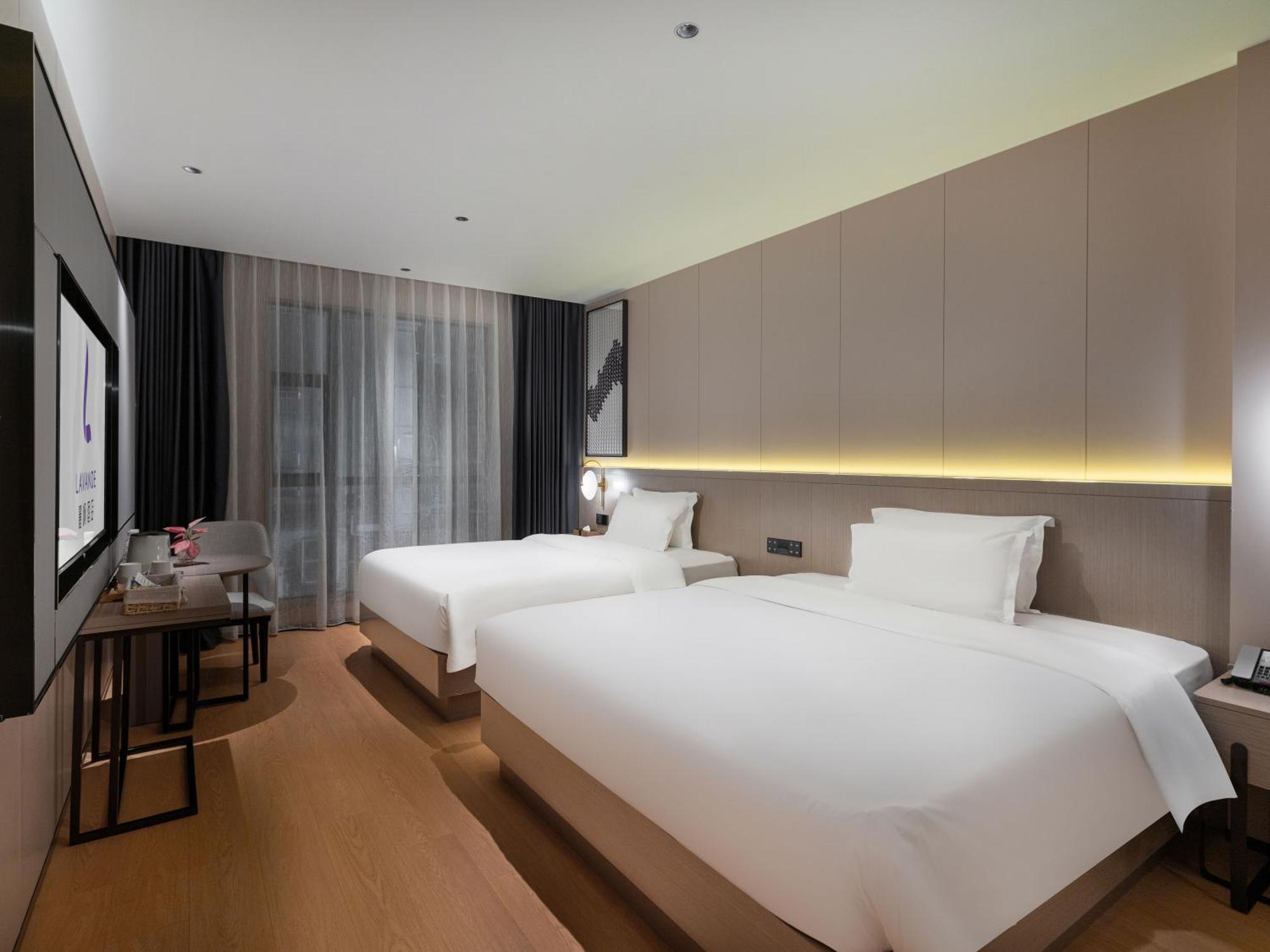 Lavande International Hotel Guangzhou Taikoo Hui Square Shipaiqiao Metro Station Branch - Free Shuttle Bus To Canton Fair Complex During Canton Fair Period & Free Vpn Internet Access Exterior foto