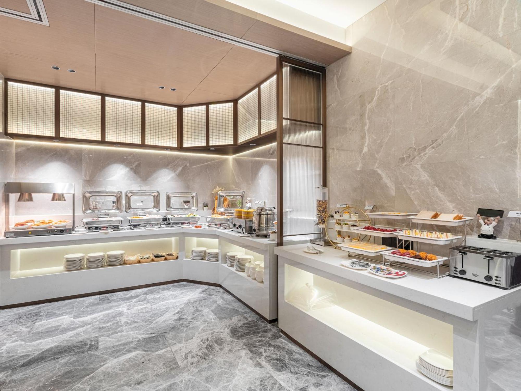 Lavande International Hotel Guangzhou Taikoo Hui Square Shipaiqiao Metro Station Branch - Free Shuttle Bus To Canton Fair Complex During Canton Fair Period & Free Vpn Internet Access Exterior foto