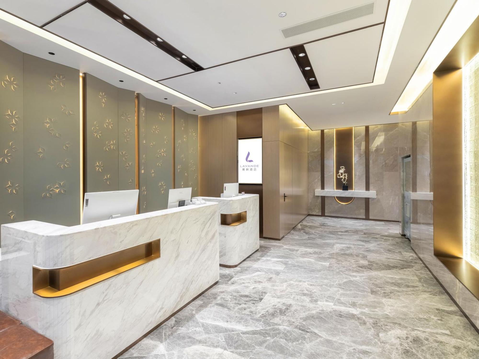 Lavande International Hotel Guangzhou Taikoo Hui Square Shipaiqiao Metro Station Branch - Free Shuttle Bus To Canton Fair Complex During Canton Fair Period & Free Vpn Internet Access Exterior foto