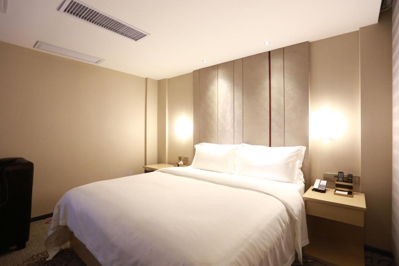 Lavande International Hotel Guangzhou Taikoo Hui Square Shipaiqiao Metro Station Branch - Free Shuttle Bus To Canton Fair Complex During Canton Fair Period & Free Vpn Internet Access Exterior foto