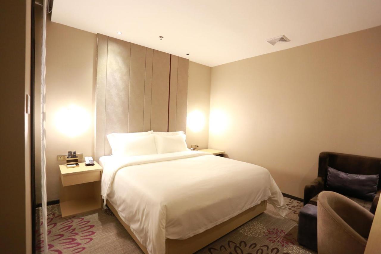 Lavande International Hotel Guangzhou Taikoo Hui Square Shipaiqiao Metro Station Branch - Free Shuttle Bus To Canton Fair Complex During Canton Fair Period & Free Vpn Internet Access Exterior foto