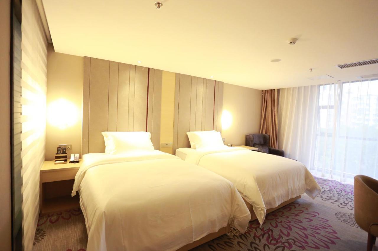 Lavande International Hotel Guangzhou Taikoo Hui Square Shipaiqiao Metro Station Branch - Free Shuttle Bus To Canton Fair Complex During Canton Fair Period & Free Vpn Internet Access Exterior foto
